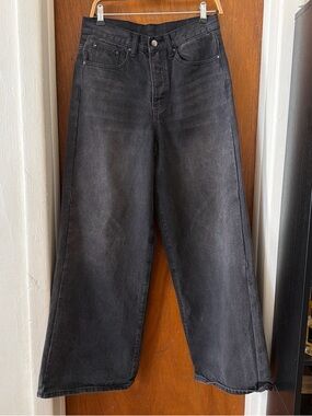 MNML Men's Relaxed Wide-Leg Jeans in Washed Black waist 28